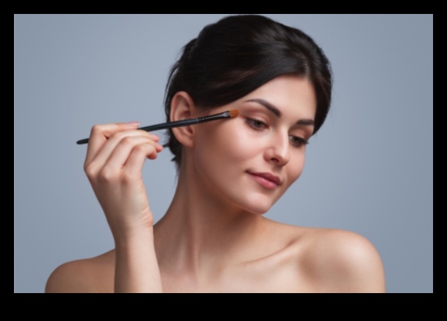 الأمسيات المبهرة: إتقان فن ماكياج المساء