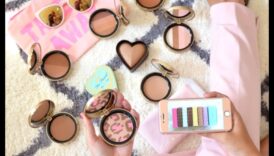 من أشكال البرونزر النهاري من أجلك الليلي لأي مثال 2 من النهار إلى الليل: تعديل أنماط البرونزر لتناسب أي مناسبة