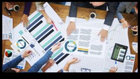 زيادة وجهات دراسة طريقة مستقبلية بشأن تحليلات الشركات كيف قد للبيانات أن تساعد الشركات في النجاح 1 بناء الغد: وجهات نظر استراتيجية في تحليلات الأعمال